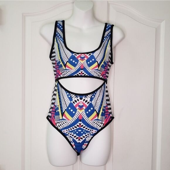 NWT Ekouaer Swimsuit One Piece - Picture 1 of 6